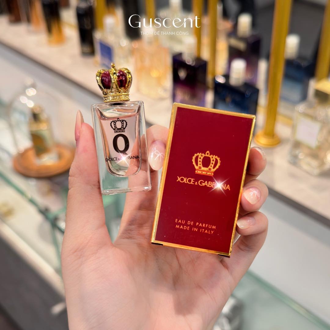 [MINI NỮ] DOLCE & GABBANA Q – QUYỀN LỰC & QUYẾN RŨ