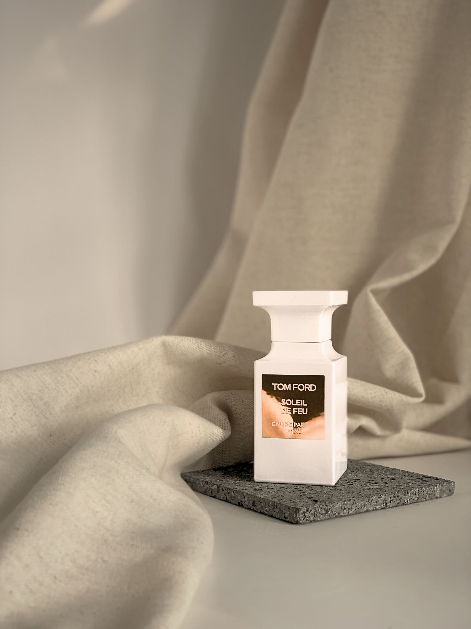[MINI NỮ] TOM FORD SOLEIL BLANC – NẮNG ĐẮT GIÁ TRÊN DA