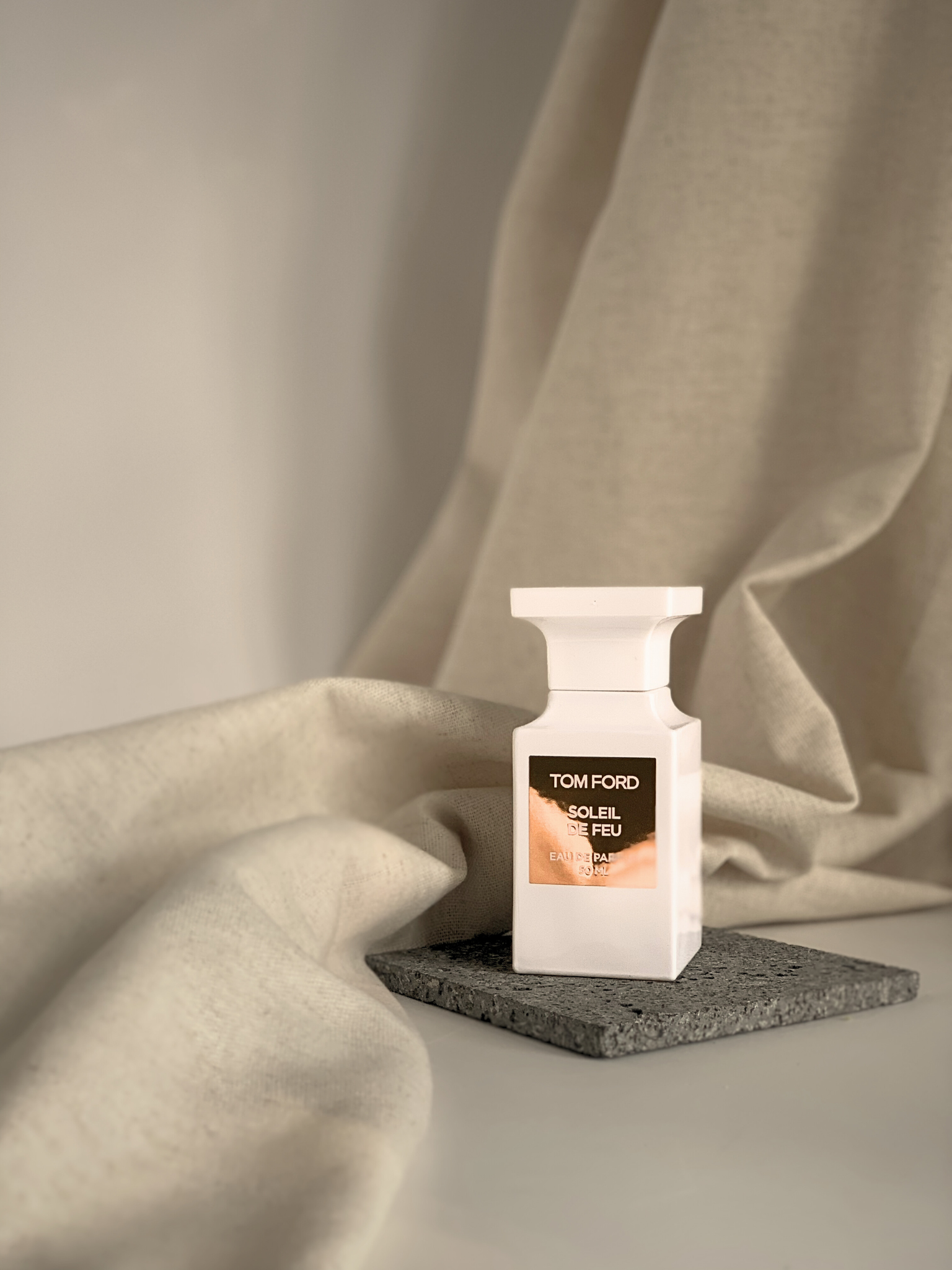 [MINI NỮ] TOM FORD SOLEIL BLANC – NẮNG ĐẮT GIÁ TRÊN DA
