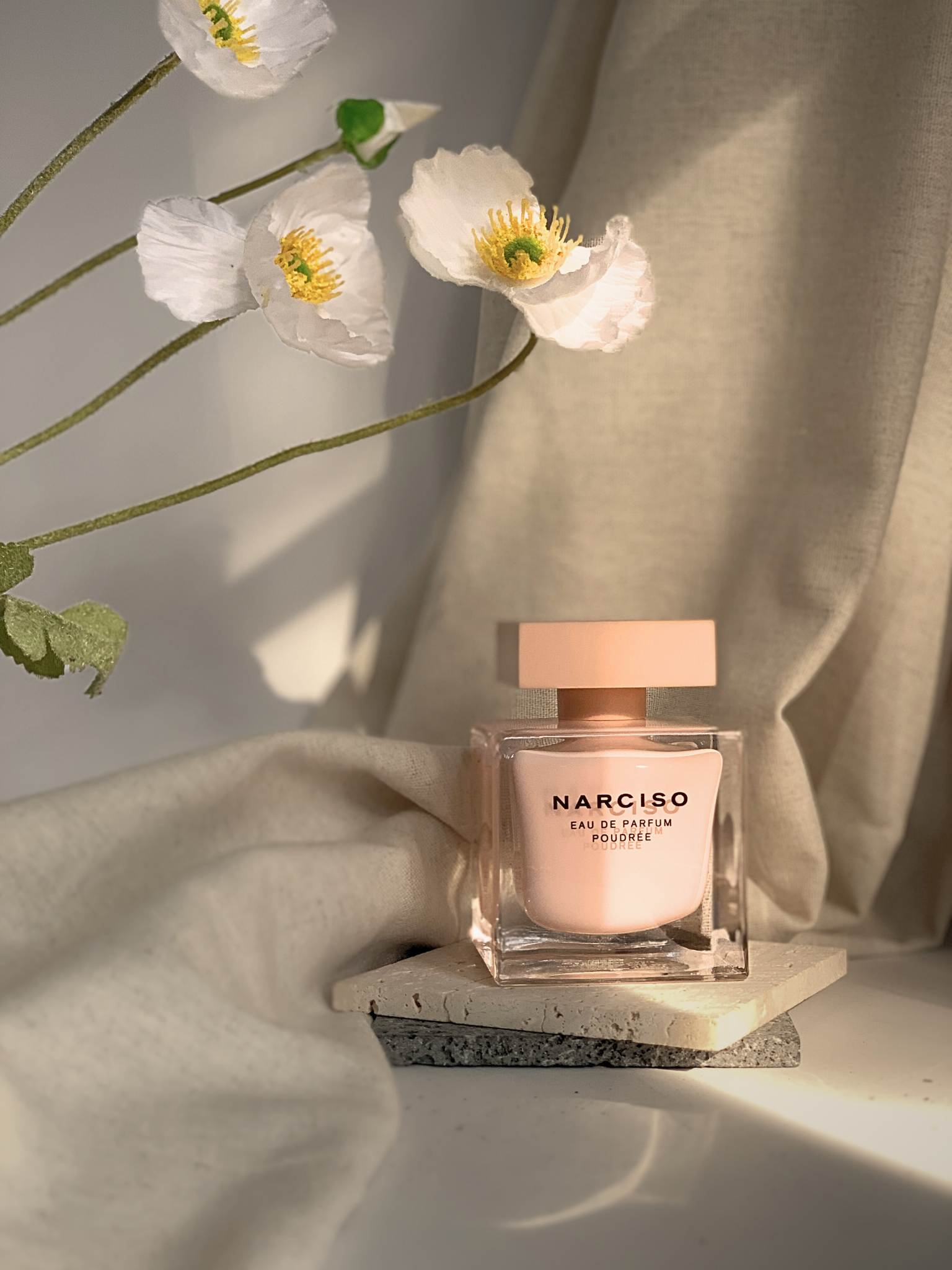 [MINI NỮ] NƯỚC HOA NARCISO RODRIGUEZ POUDRÉE – VẺ ĐẸP MANG MÙI PHẤN