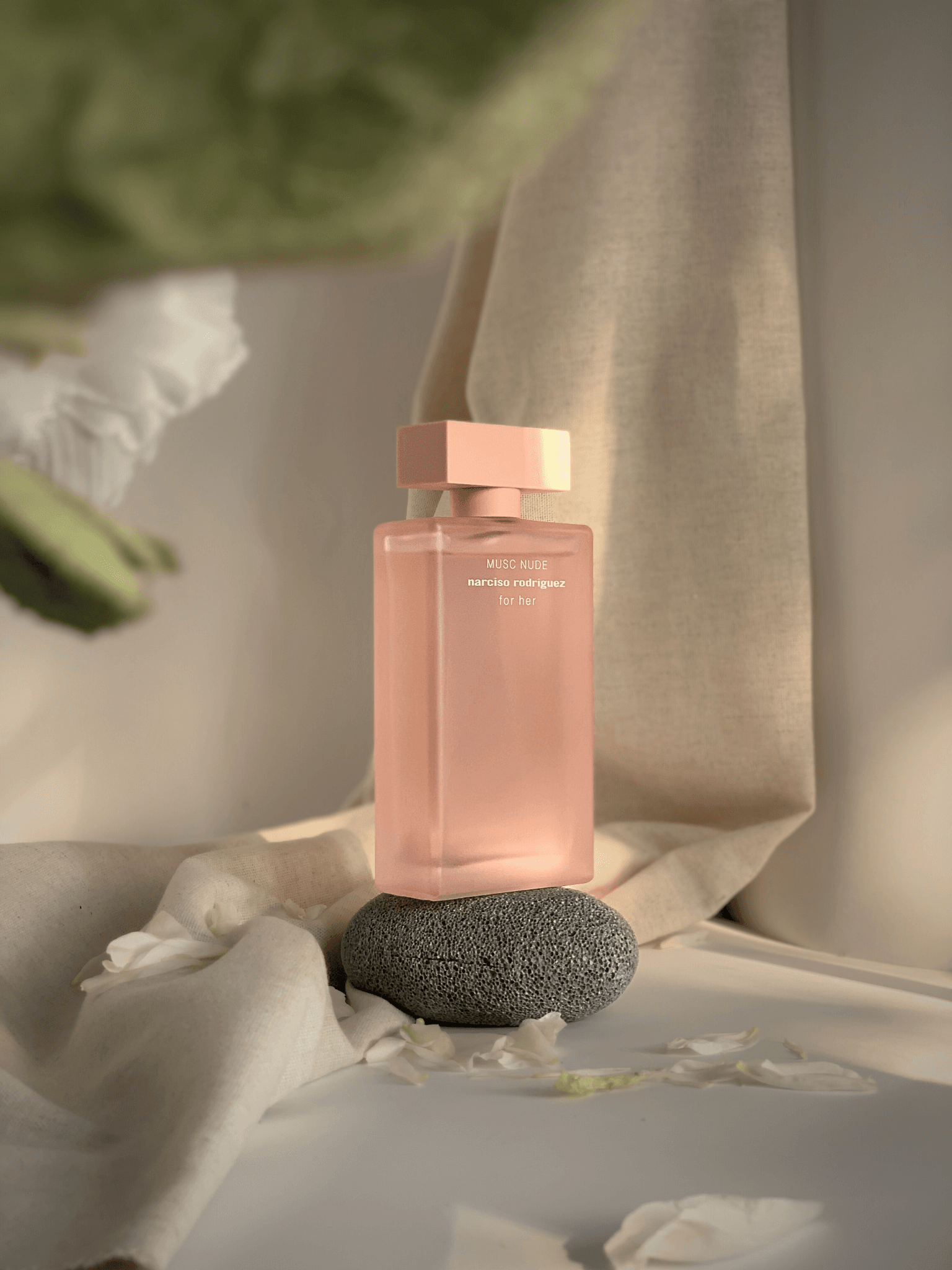 ​[MINI NỮ] NƯỚC HOA NARCISO RODRIGUEZ MUSC NUDE – THOẢNG QUA, NHƯNG KHÓ PHÔI PHA